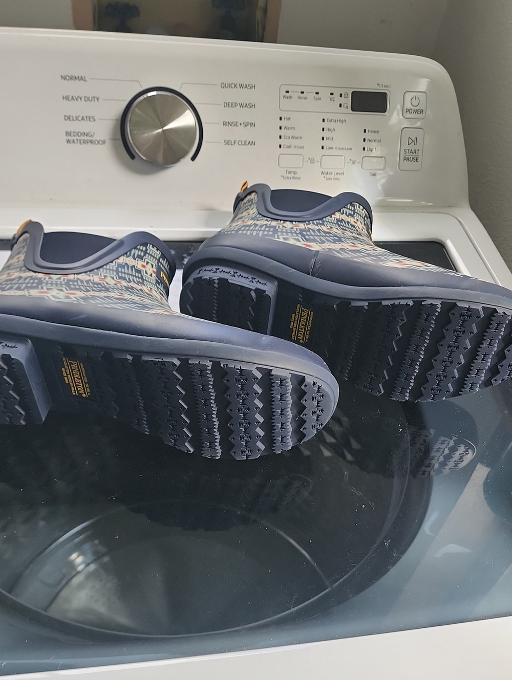Pendleton Navy Aztec-Pattern Fleece-Lined Rain Boots - Picture 2 of 3